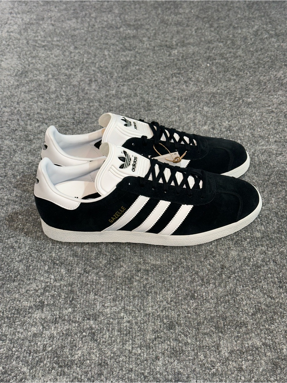 Adidas Gazelle Men’s Sneaker - Picture 3 of 7
